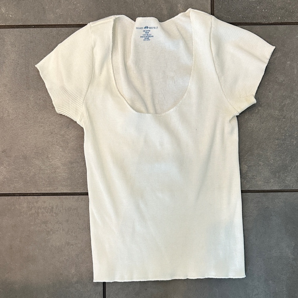 Brandy Melville White Ribbed Short Sleeve Top